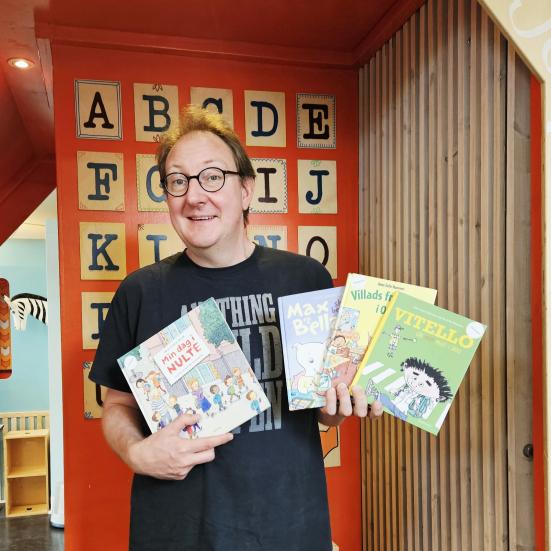 Børnebibliotekar Rasmus med skolestartsbøger