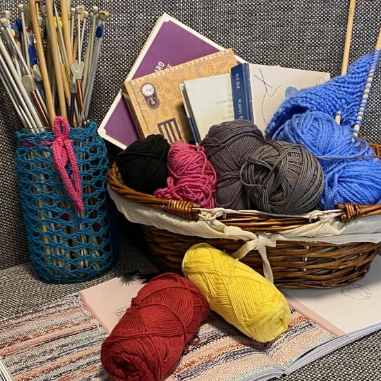 GENSKAB: Strik og lyt